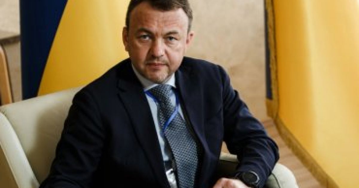 Петров