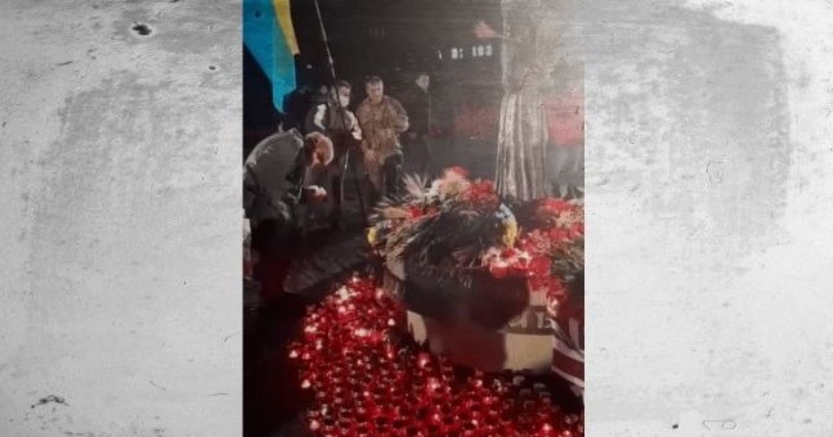 мемориал Голодомор
