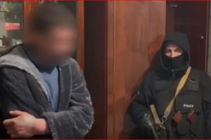 задержание неадеквата