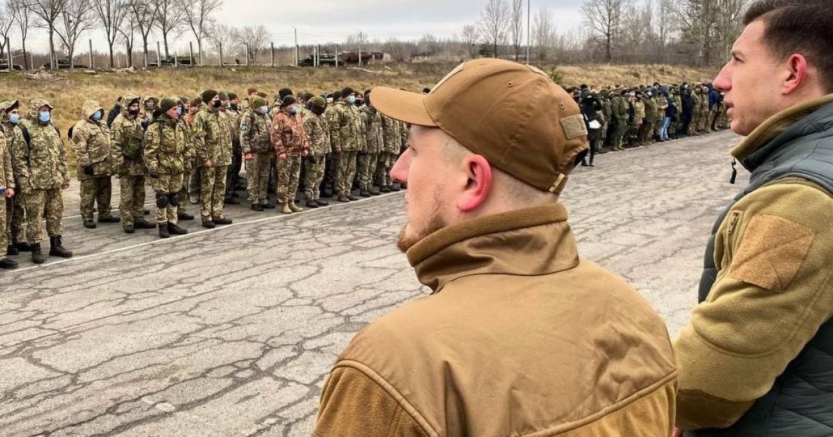 азов