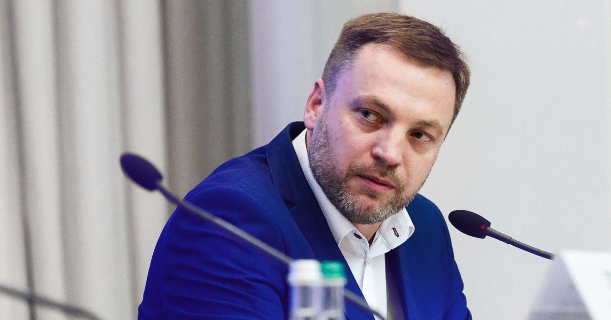 Денис Монастырский