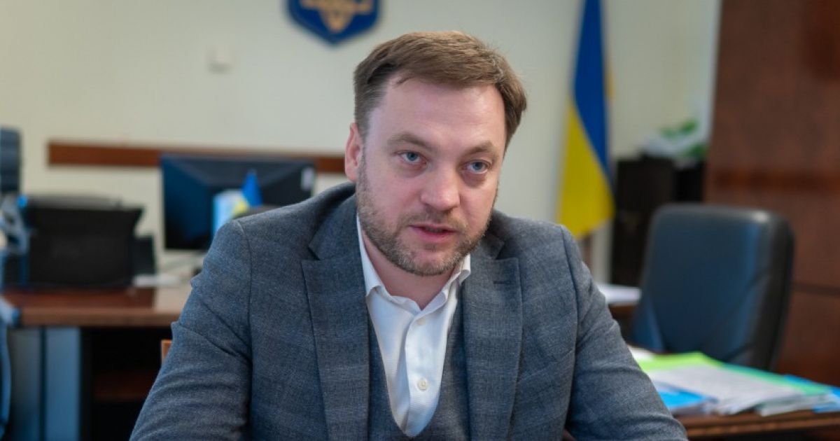 Денис Монастырский