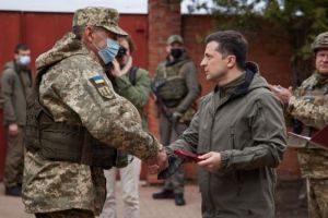 военные