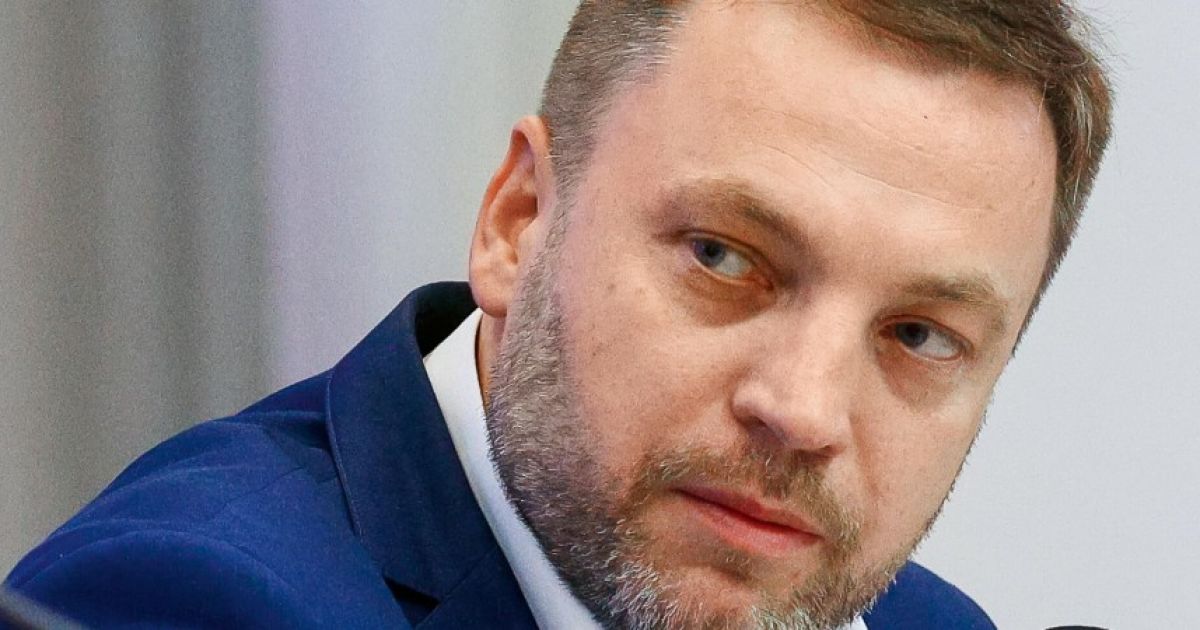 Денис Монастырский