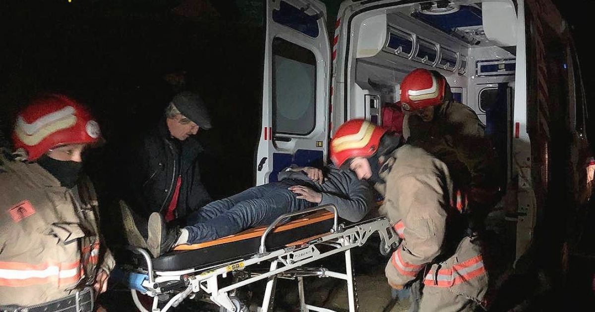 Грузовой поезд сбил мужчину