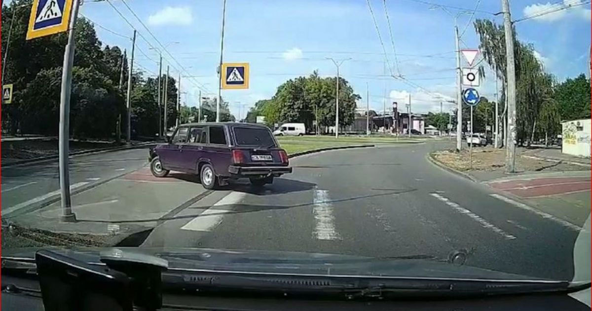 нарушение ПДД