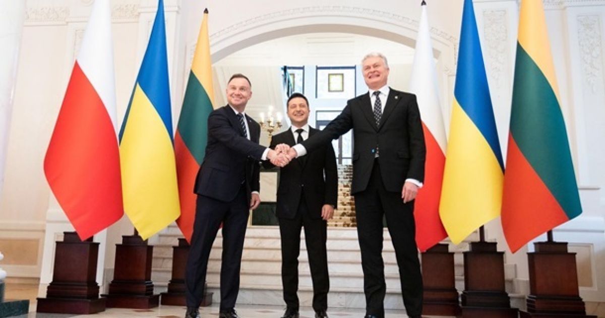 Президенты Литвы и Польши прибыли в Киев