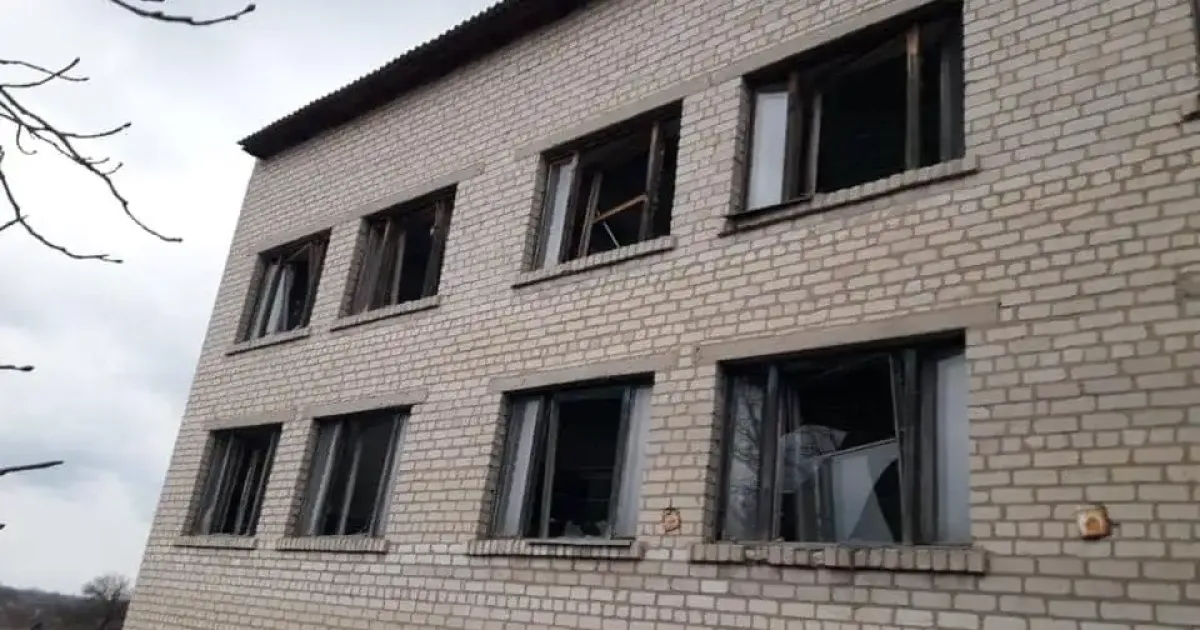В Днепропетровской области во время обстрела пострадала школа