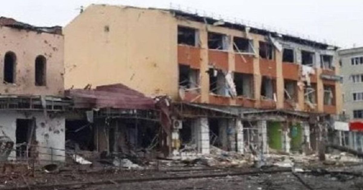 Одна из уничтоженных армией РФ школ в Украине