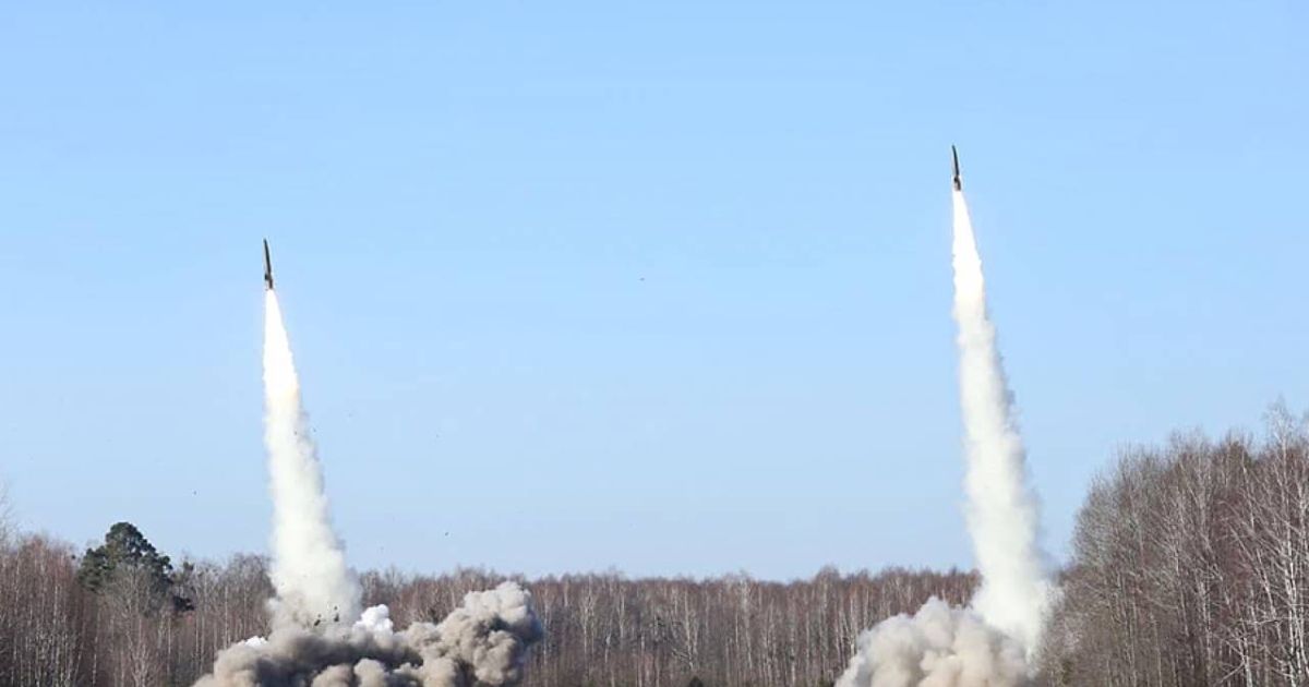 Днепр обстреляли ракетами