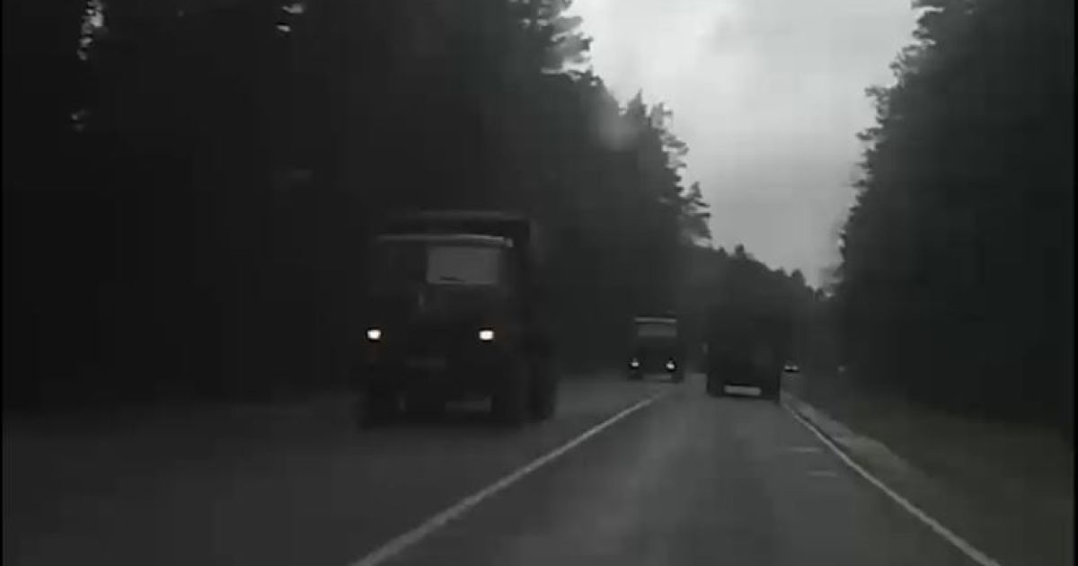 колонна техники