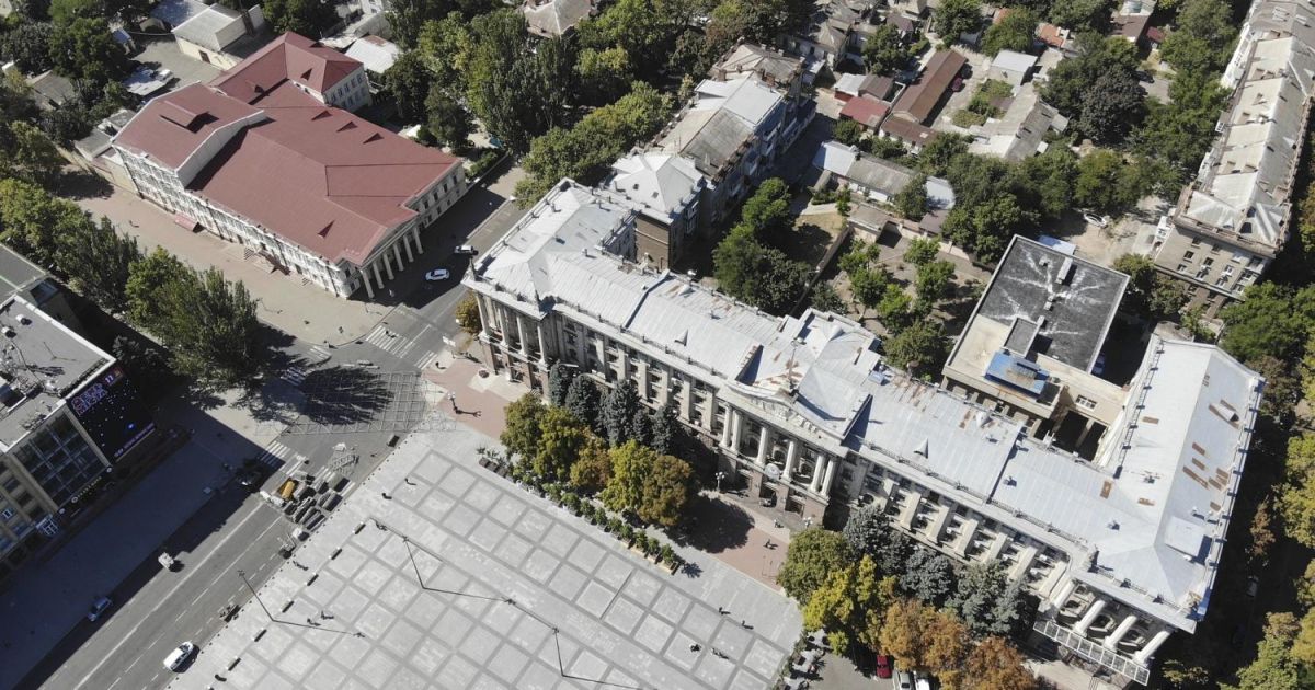 Николаев