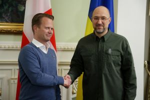 Помощь Украине