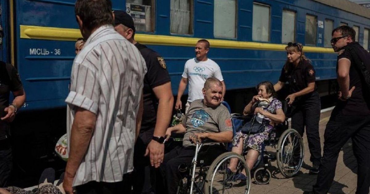 Поезд