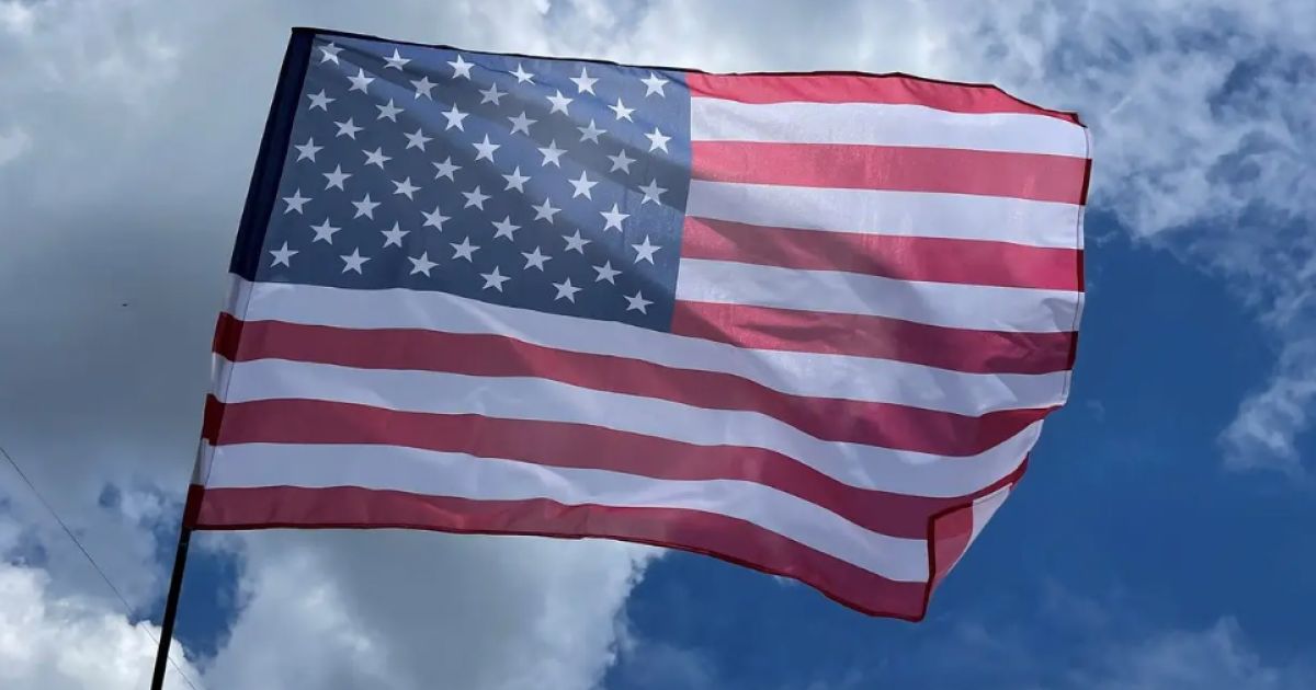 США