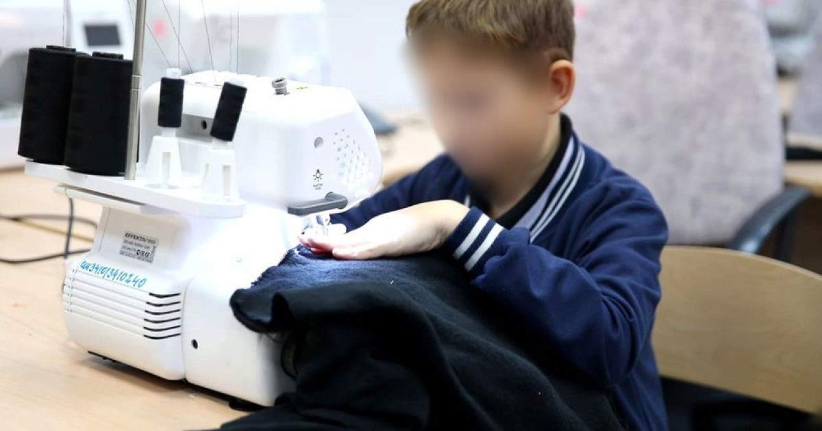Школьник