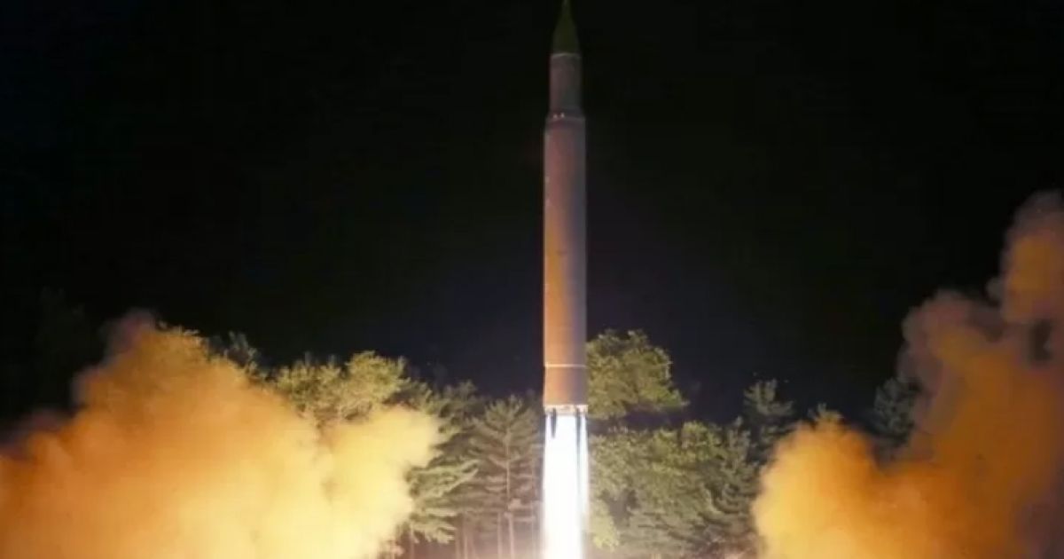 Баллистическая ракета