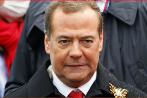 Медведев