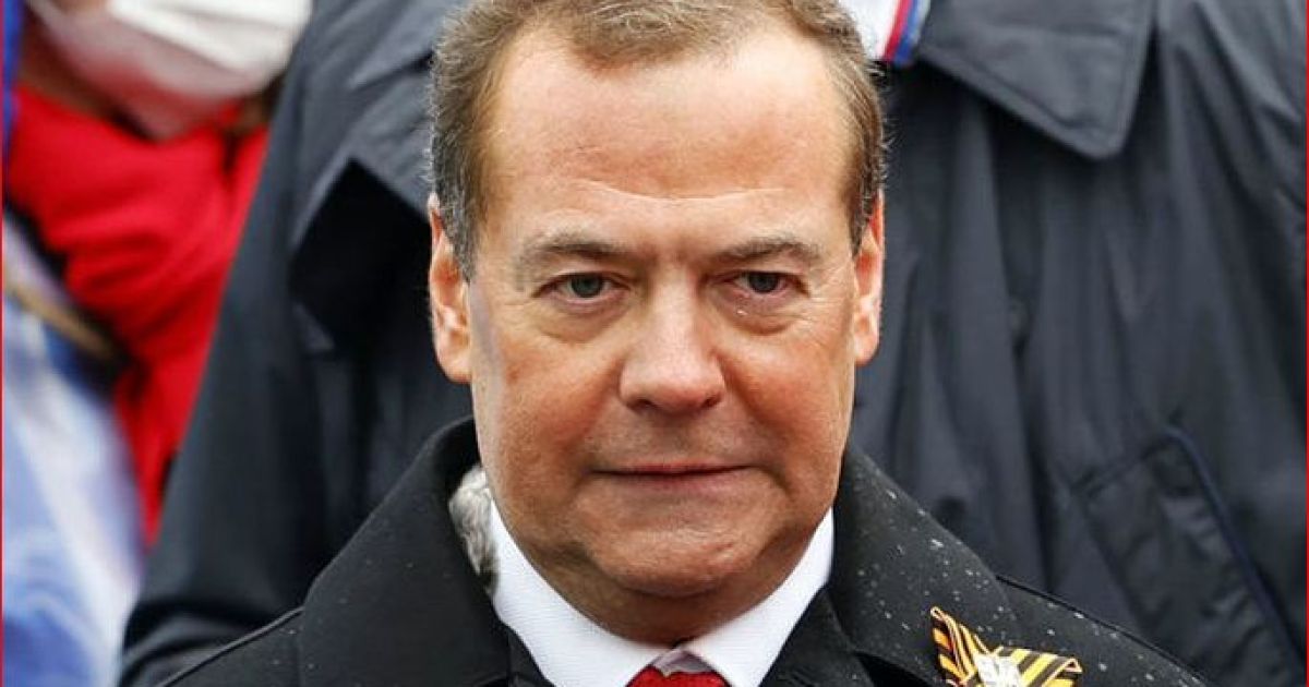 Медведев