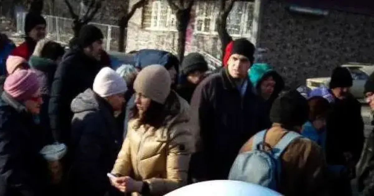 Очередь за едой
