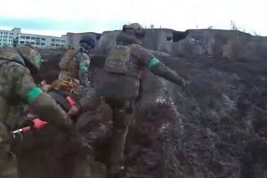 эвакуация раненого