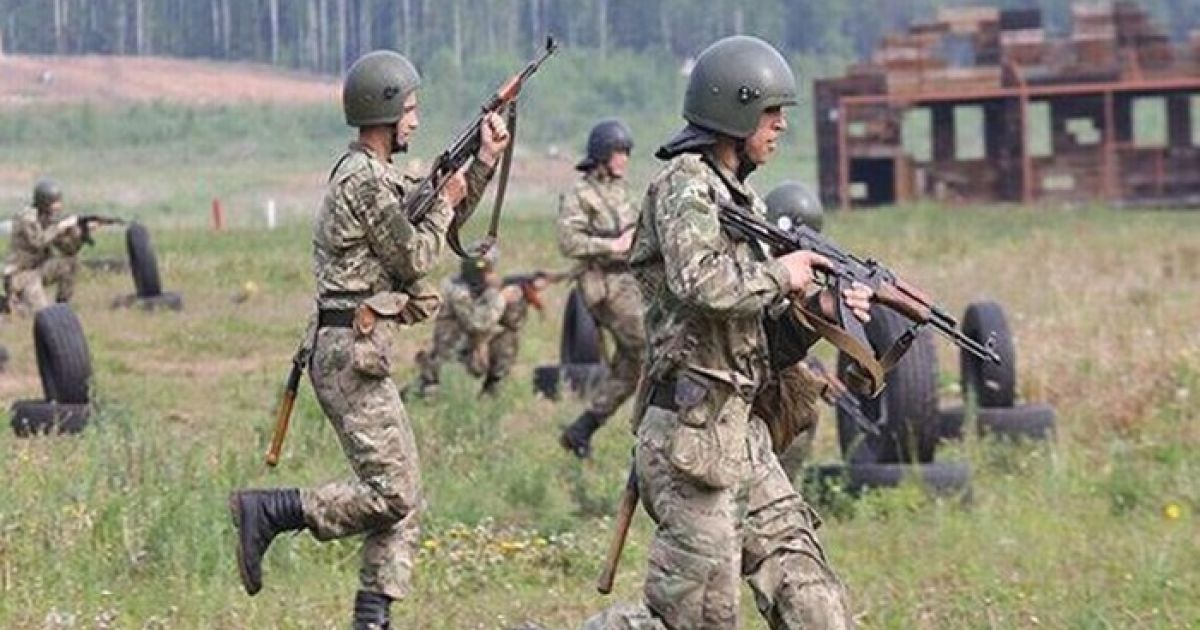 Военные