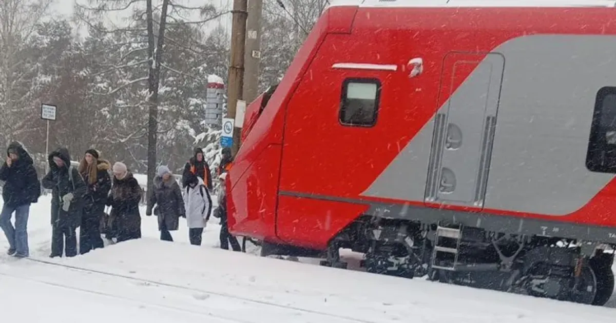 Поезд