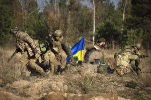 Українські військові