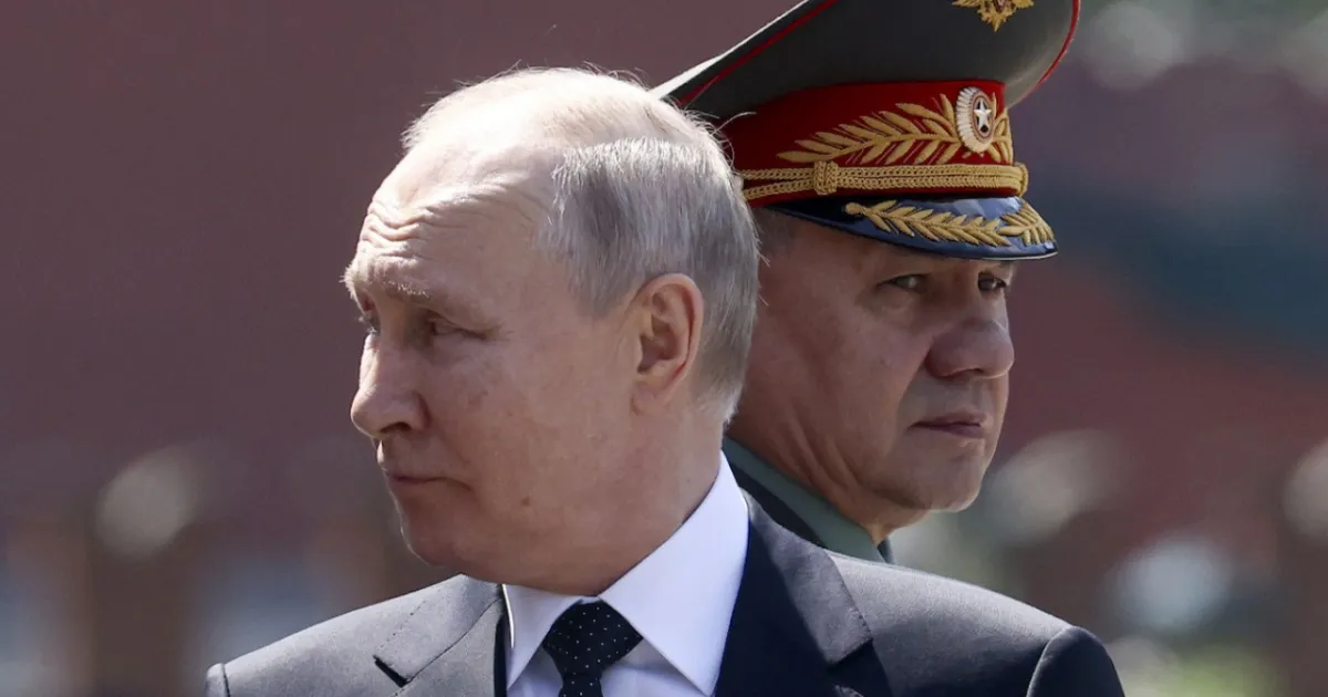 Путин и Шойгу