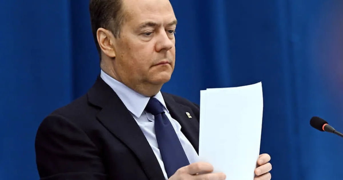 Медведев