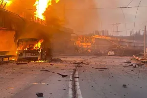 Палає ДніпроГЕС