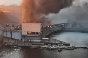 Влучання в ДніпроГЕС