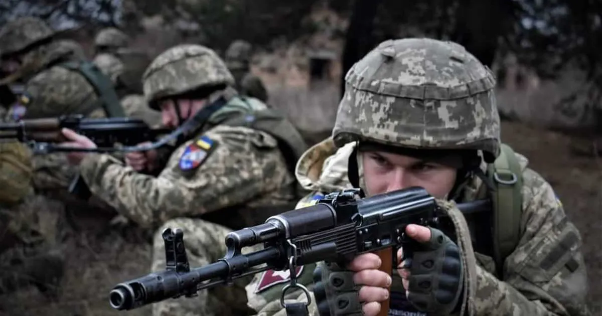 Українські військові