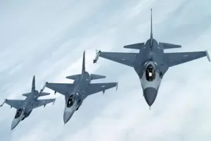 F 16
