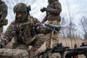 Українські військові