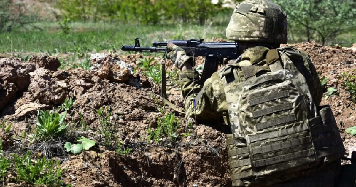 Українські військові