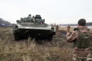 Українські військові