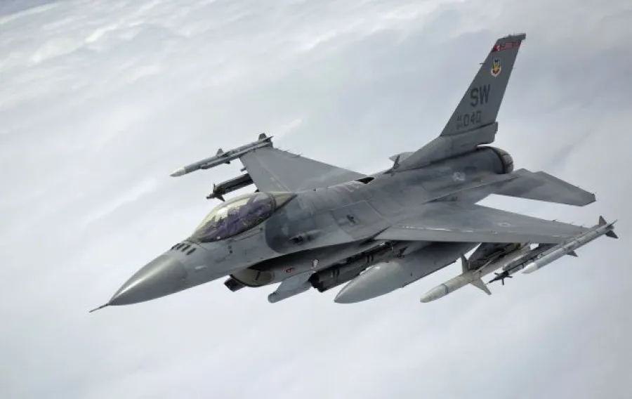 F-16