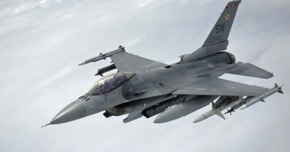 F-16