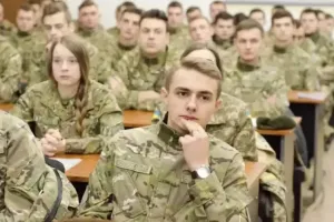 Студенти