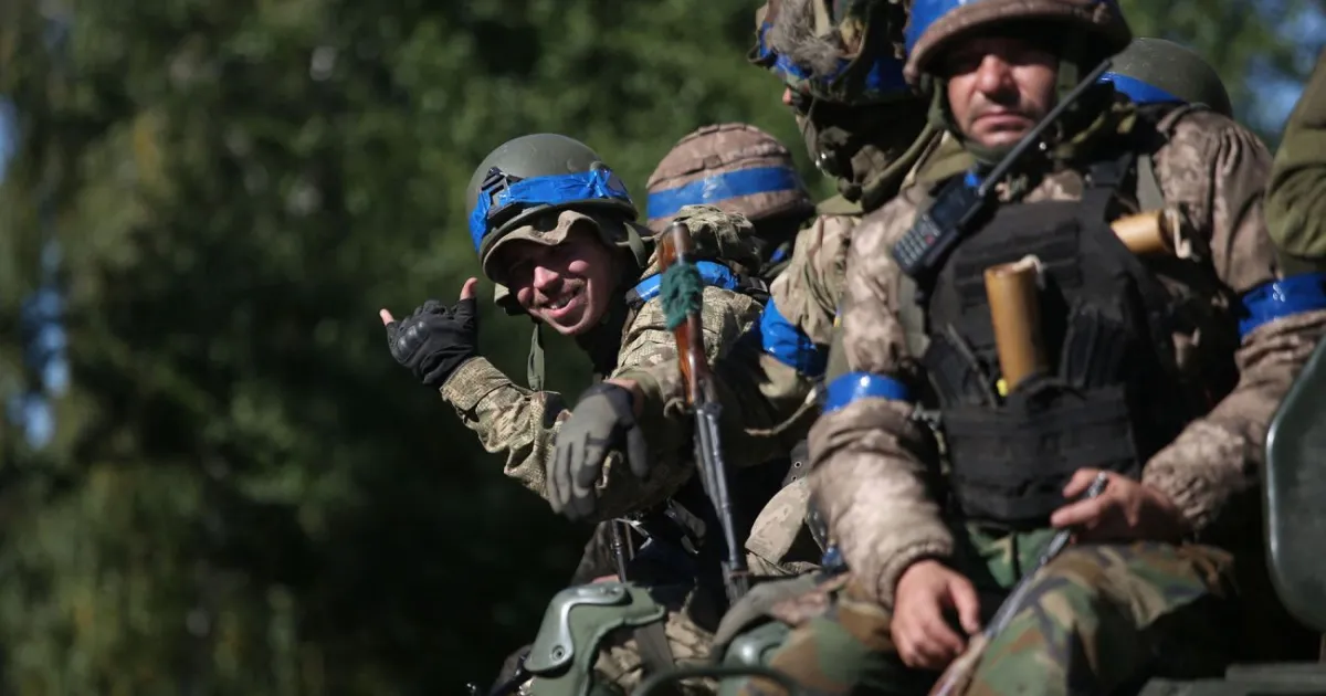 Українські військові