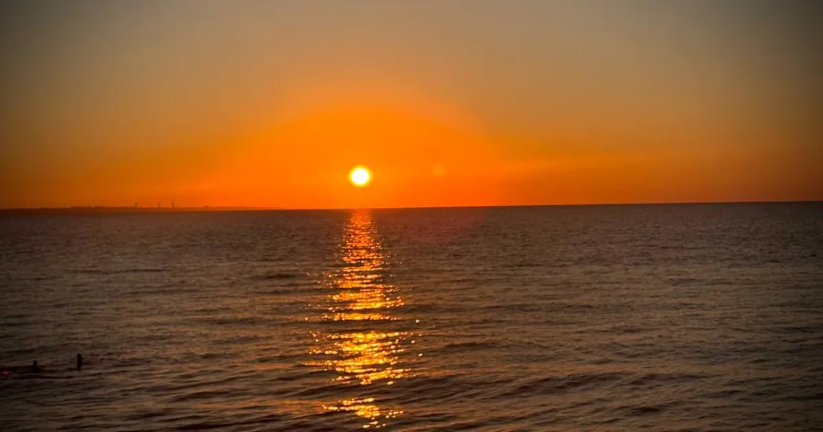 Море