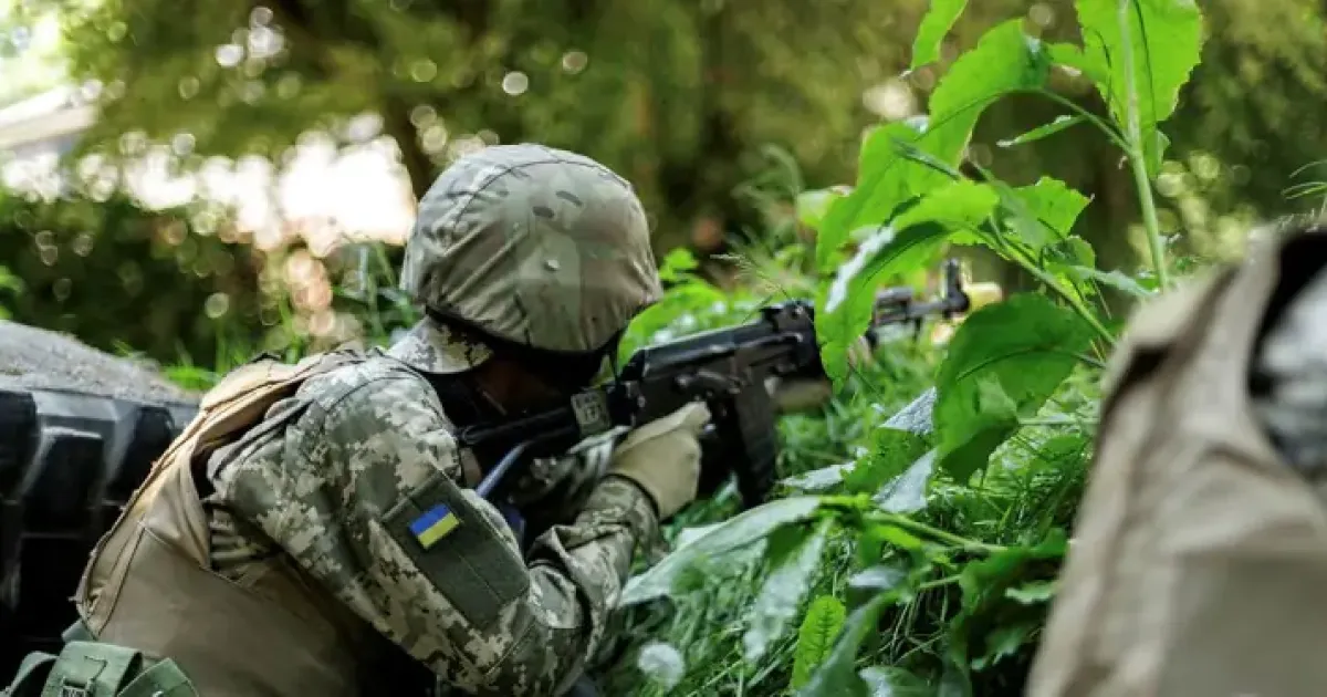 Українські військові