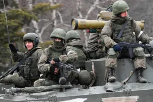Російські військові