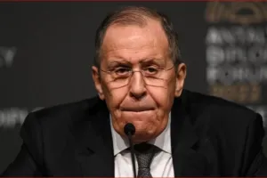 Лавров
