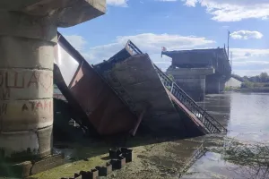 Битва мостів