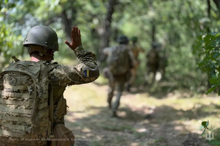 Українські військові