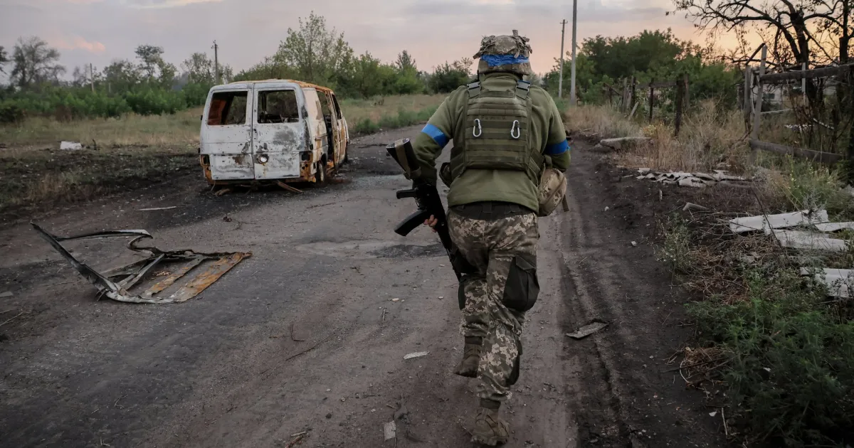 Українські військові