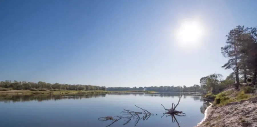 вода