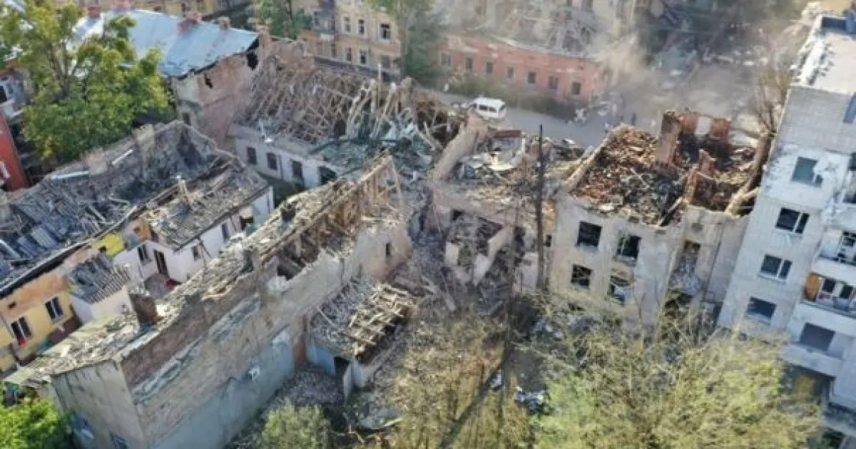 Зруйновані будинки у Львові